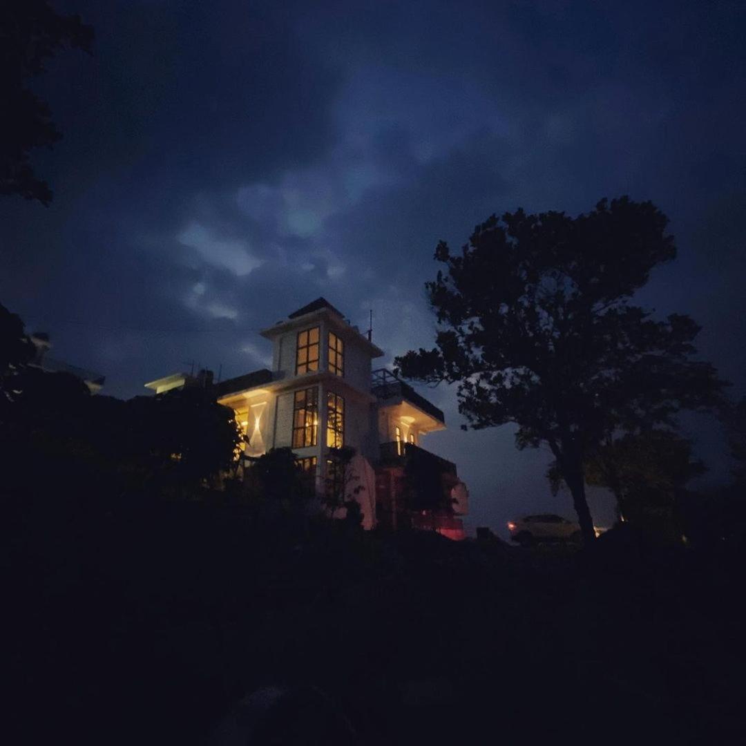Durrah Hillview Villa Kakkadampoyil Buitenkant foto